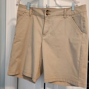 Khaki Bermuda Shorts by Lee